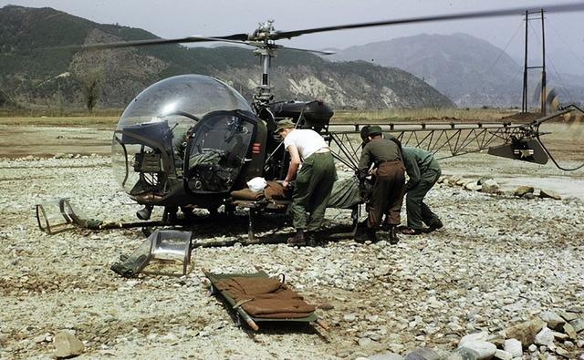 6400万架次/1.3亿小时！越战美军直升机很忙，直升机战争名副实在