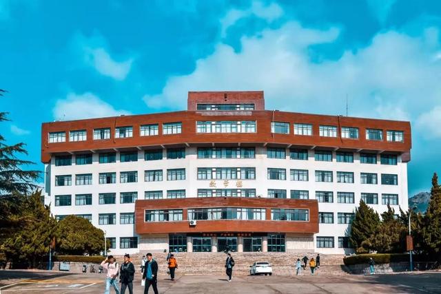 最新中国大学排名公布！青岛大学稳居全国百强，排名延续上升！