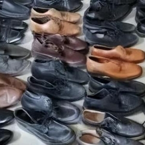 皮革行业下行压力增大 皮鞋产量波动下滑