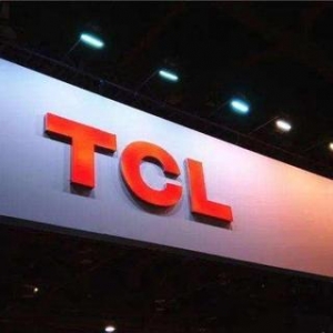 TCL巅峰画质体验，大屏幕更自然低蓝光护眼模式