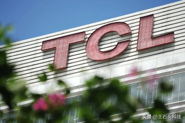 TCL成功“破局”，硬核科技引领高端市场，用户满足度稳居第一！