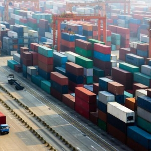 温州—印尼直航开通  今年前5月，港口集装箱吞吐量同比增长19.1%
