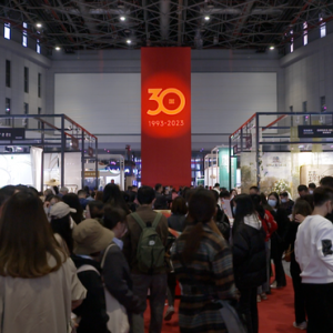 中国国际服装服饰博览会开幕，服装行业回暖趋势明显