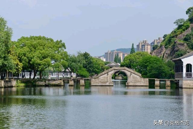 浙江居然没有一个“超大城市”，杭州、宁波、绍兴，均不满足条件