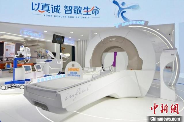 中国企业摸索打造数字医疗新基建 多个自立研发新功效亮相CMEF