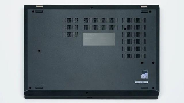 联想ThinkPad P15v开箱，重量不重，性可以强，续航够久