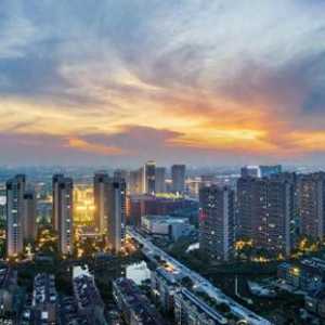 关于嘉兴市并入江苏省的可行性分析：一场前所未有的行政革新？